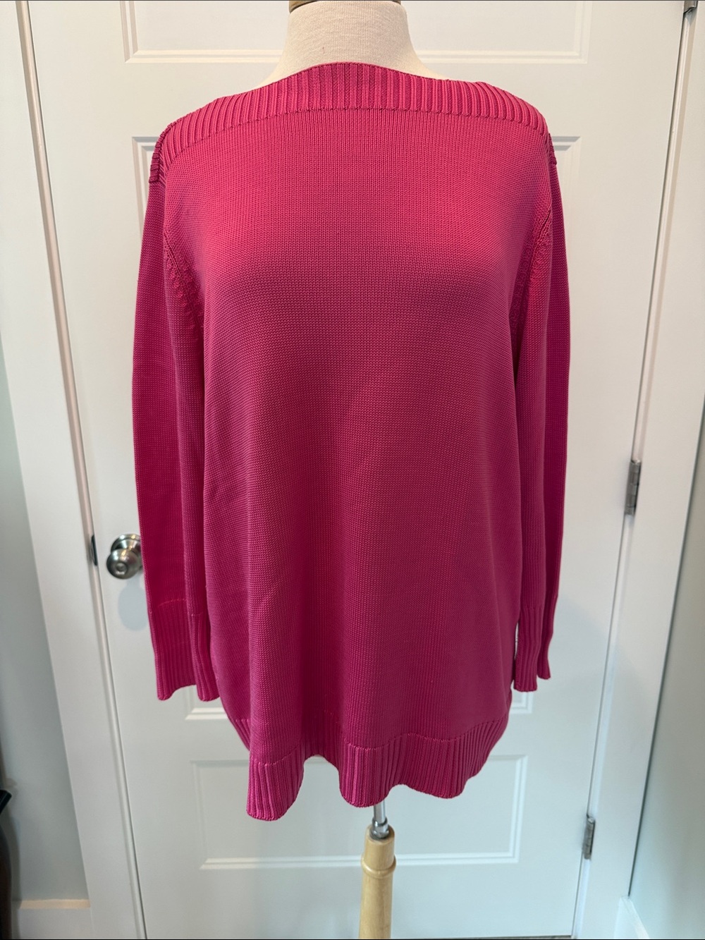 Women's Crewneck Tunic Sweater - Pink